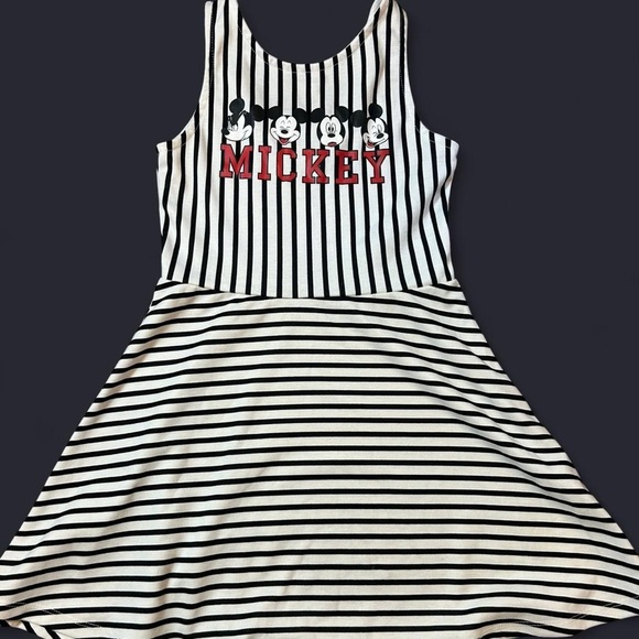 Girls Size 8/10- Mickey & Minnie Bundle – | Disney Magic! - Picture 2 of 10